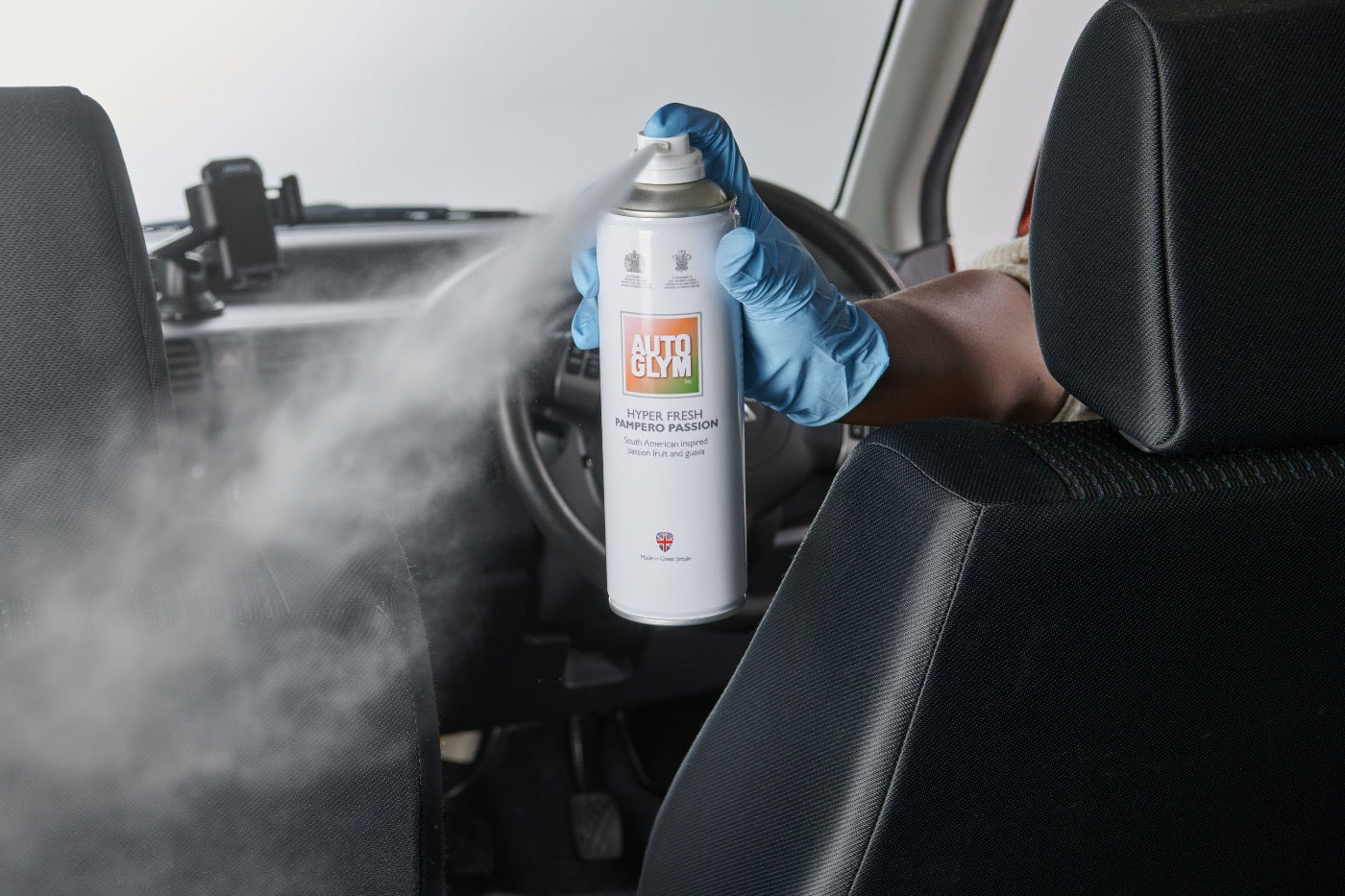 Best smelling interior car. Pampero Passion. Autoglym Hyperfresh car spray. New Autoglym air freshener. Hyper fresh pampero Passion. Hyperfresh aerosol. Autoglym. Suzuki Swift