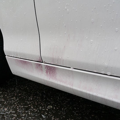 White BMW fallout remover. Bilt Hamber Korrosol. Autoglym Magma. Iron remover. Fallout remover. Wheel cleaner turn purple. Colour changing formula. Autoglym Fallout Remover