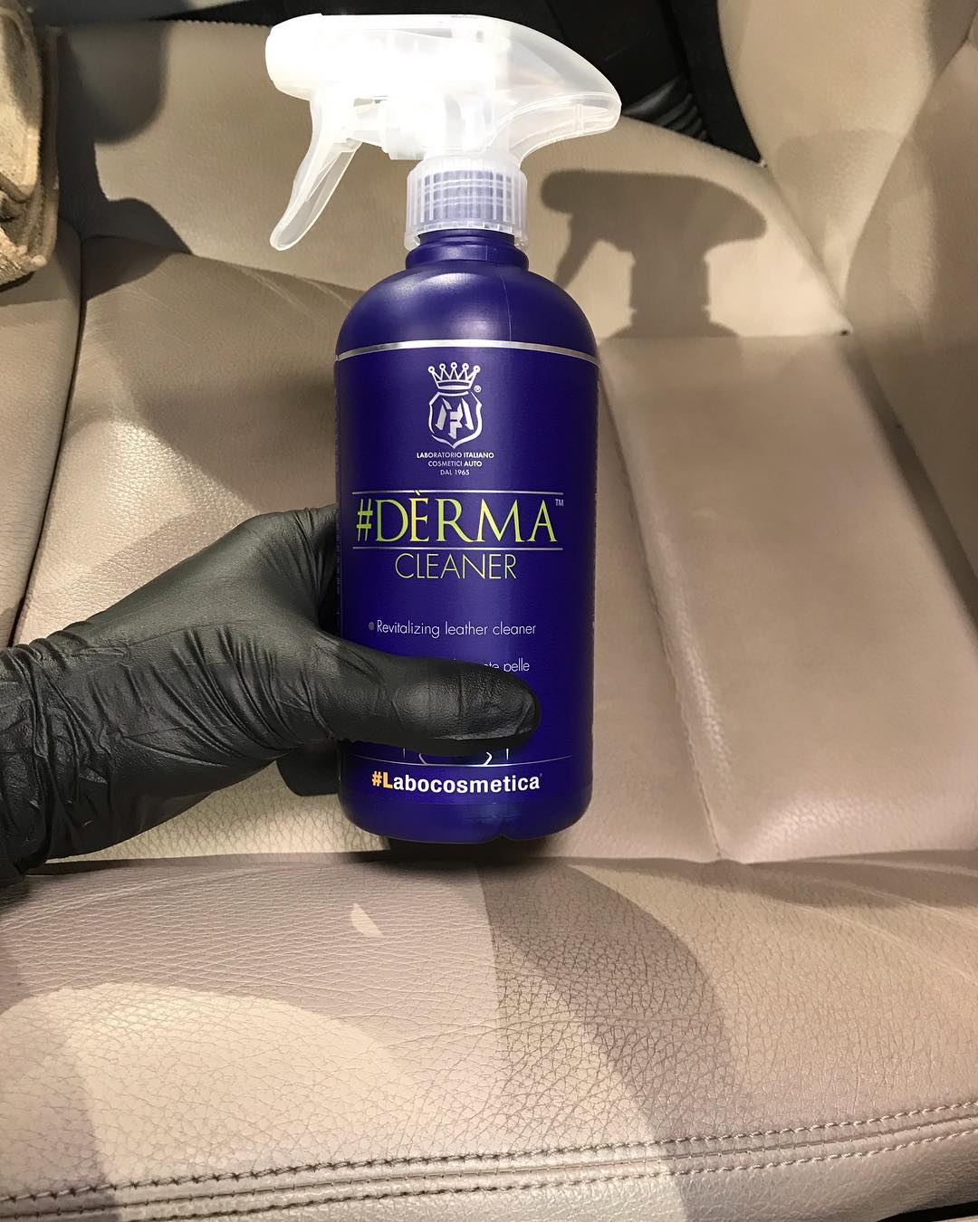 Labocosmetica Derma Leather Cleaner. Safe Leather Cleaner for all leather and steering wheel. Labocosmetica Cork Ireland