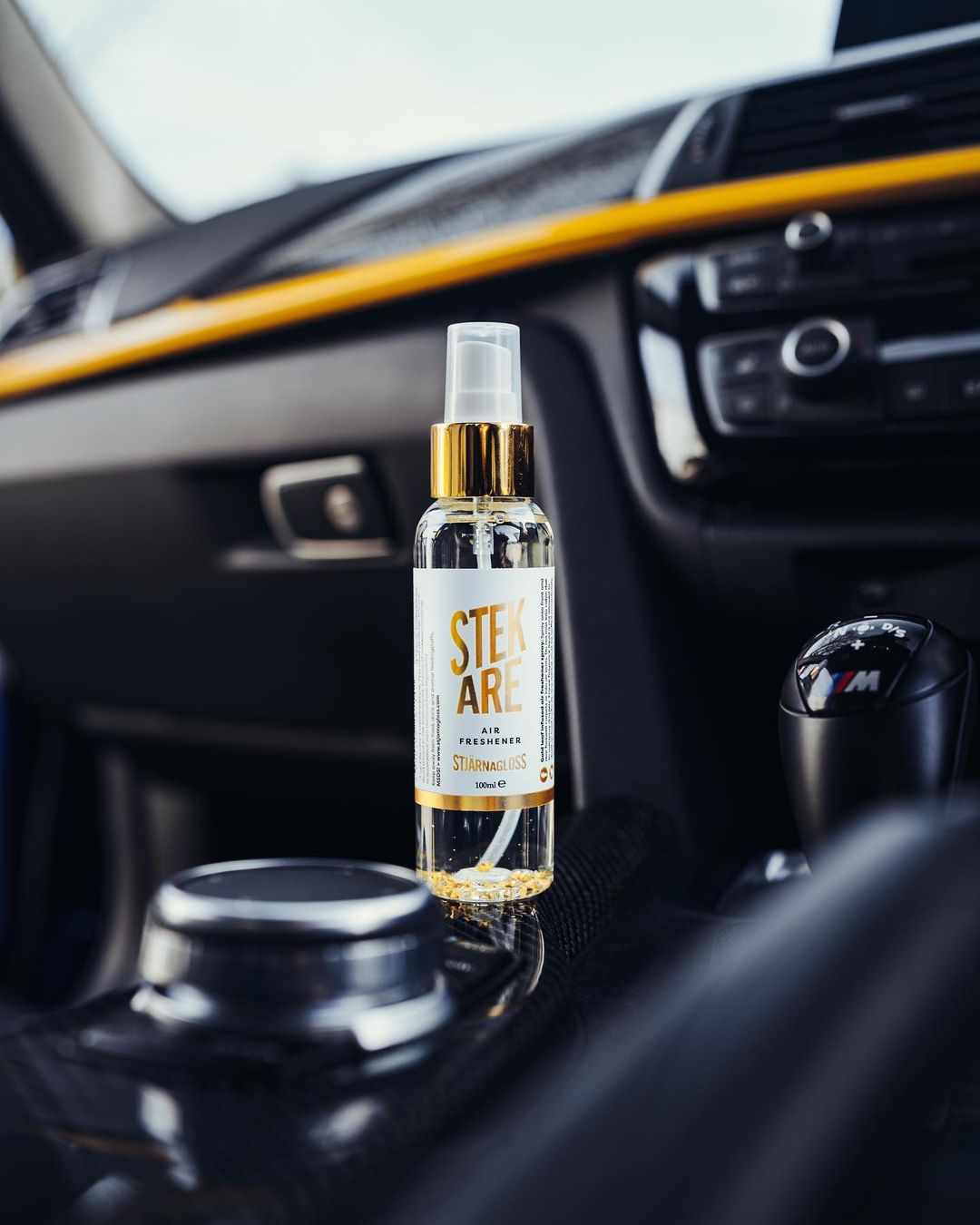 Stjarnagloss Ireland, Stjarnagloss Cork Ireland. Air freshener with 24K gold. Highly successful air freshener. Long lasting air freshener for car and lorry. Truck air freshener. BMW M3 interior