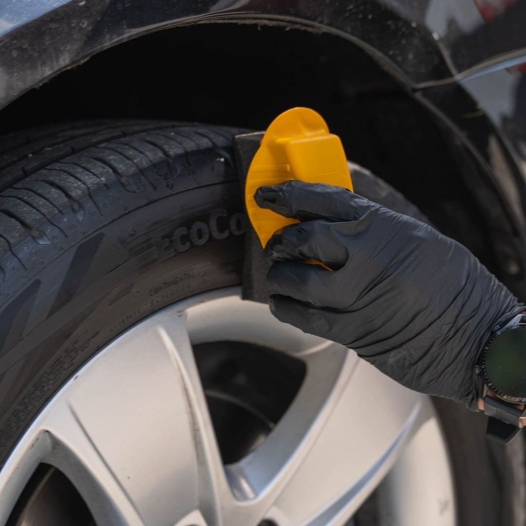 Work Stuff Clean Hands Tyre Dressing Applicator. Yellow and Black Applicator. Works with Autoglym Tyre Dressing and Tyre Gel. ADBL Tyre Dressing. Work Stuff Cork Ireland